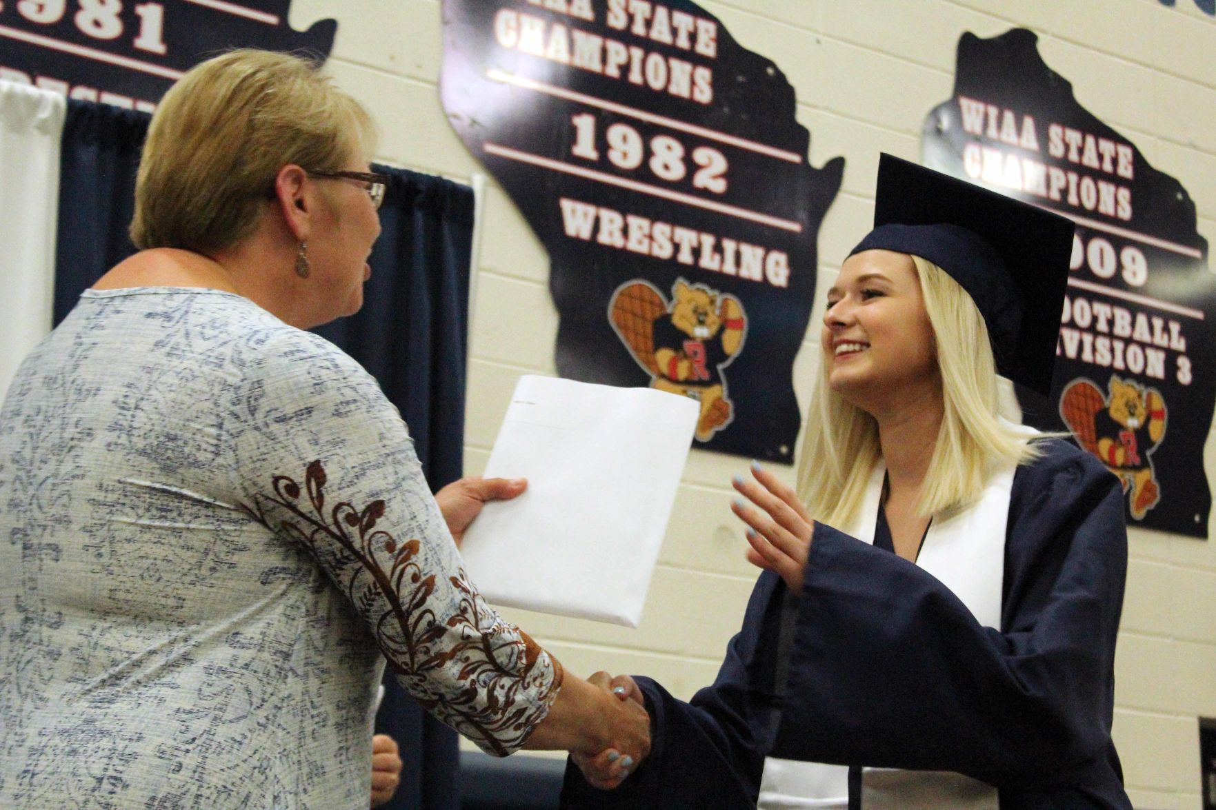 053019-reed-gallery-grad056
